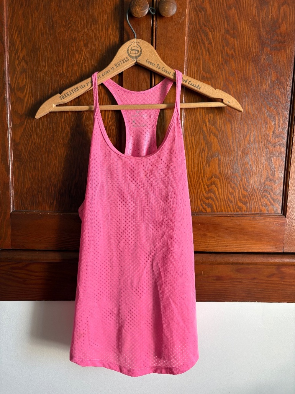 Nike Dri-FIT Pink Racerback Tank Top | Women's Medium
